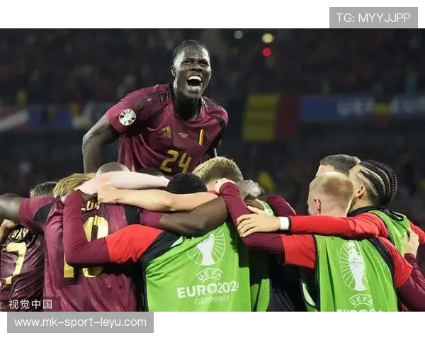 卢卡库抢断后形成二次攻击：比利时力量冲击极具震撼